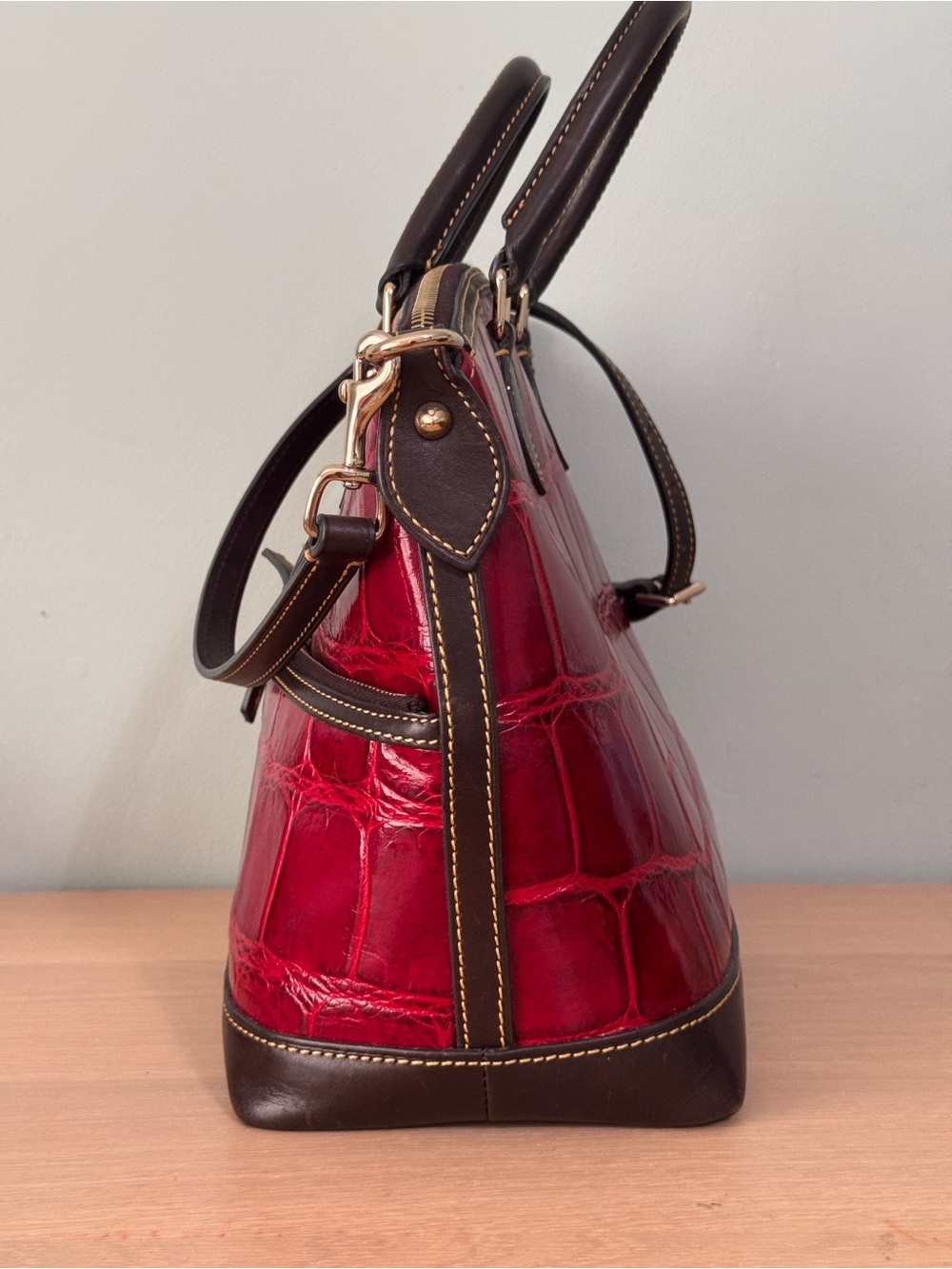 Vintage Dooney & Bourke Dillen Double Pocket Croc-Embossed Satchel Bag - Picture 2 of 11